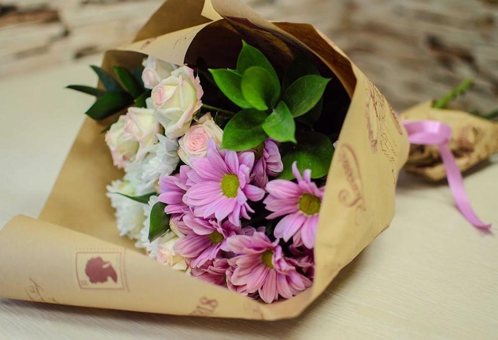 Букет цветов из: Розы и Хризантемы в Губино