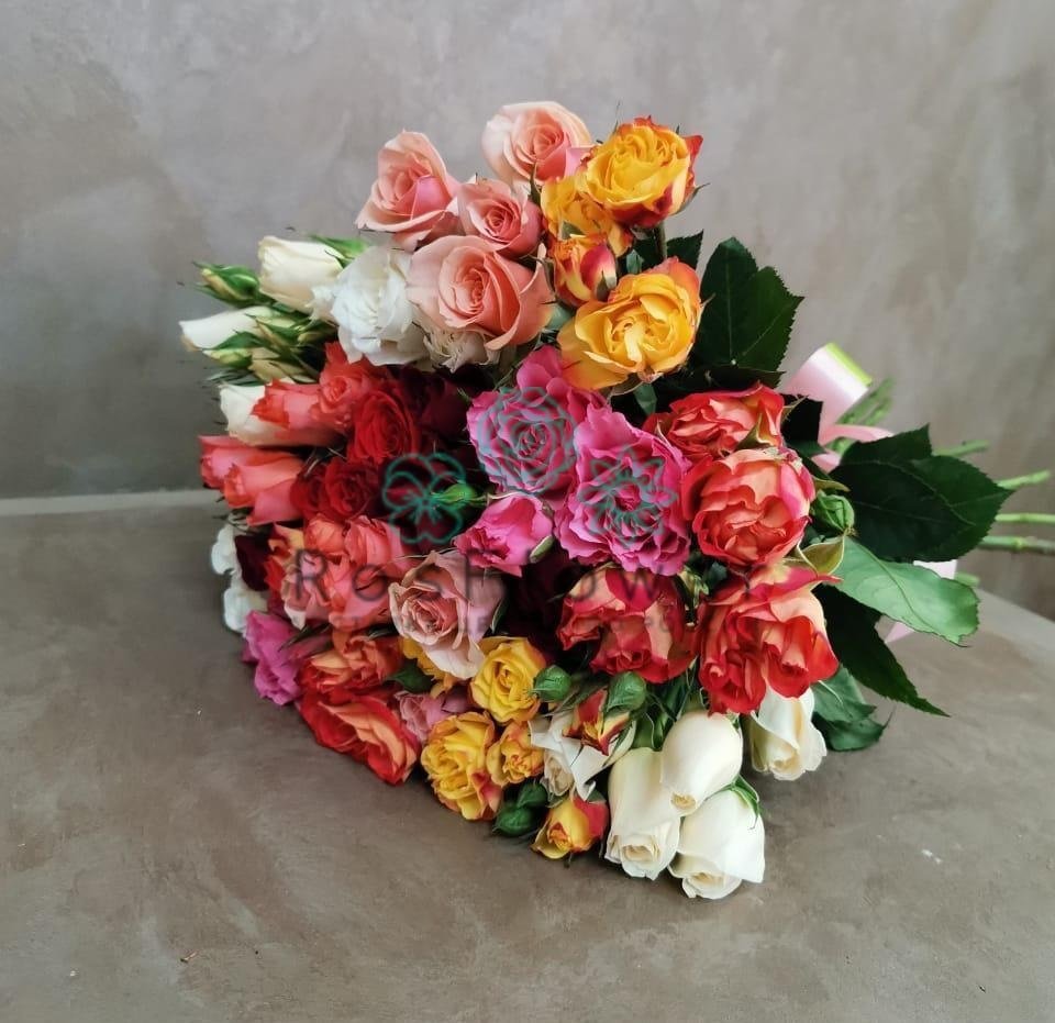 Букет цветов из: Розы в Губино