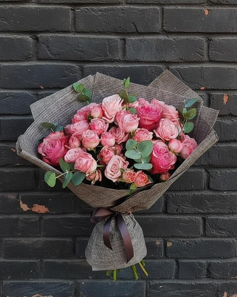 Букет цветов из: Розы в Губино