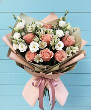 Букет цветов из:  Розы, Альстромерии и Лизиантусы в Губино