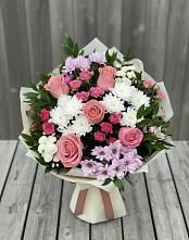 Букет цветов из:  Альстромерии, Гвоздики, Розы и Хризантемы в Губино