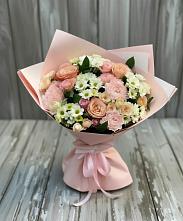 Букет цветов из:  Гвоздики, Розы и Хризантемы в Губино