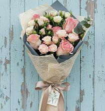 Букет цветов из:  Розы в Губино