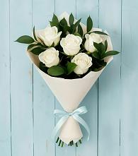 Букет цветов из:  Розы в Губино