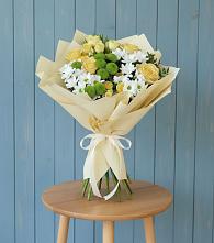 Букет цветов из:  Хризантемы и Розы в Губино