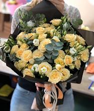 Букет цветов из:  Розы и Лизиантусы #REPLACE_PRED# Губино